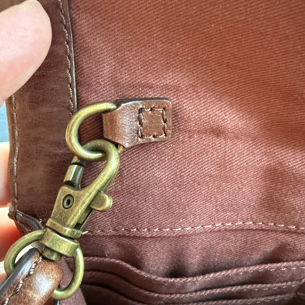 Frye Brown Leather Crossbody Bag with Removable Strap - Picture 4 of 6